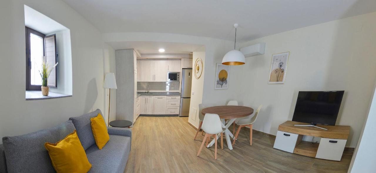 Apartamentos Turisticos Hornillo Caces 外观 照片