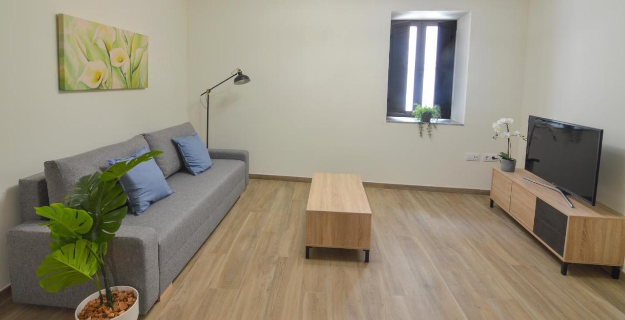 Apartamentos Turisticos Hornillo Caces 外观 照片