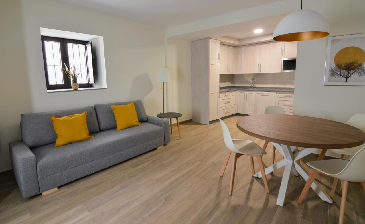 Apartamentos Turisticos Hornillo Caces 外观 照片