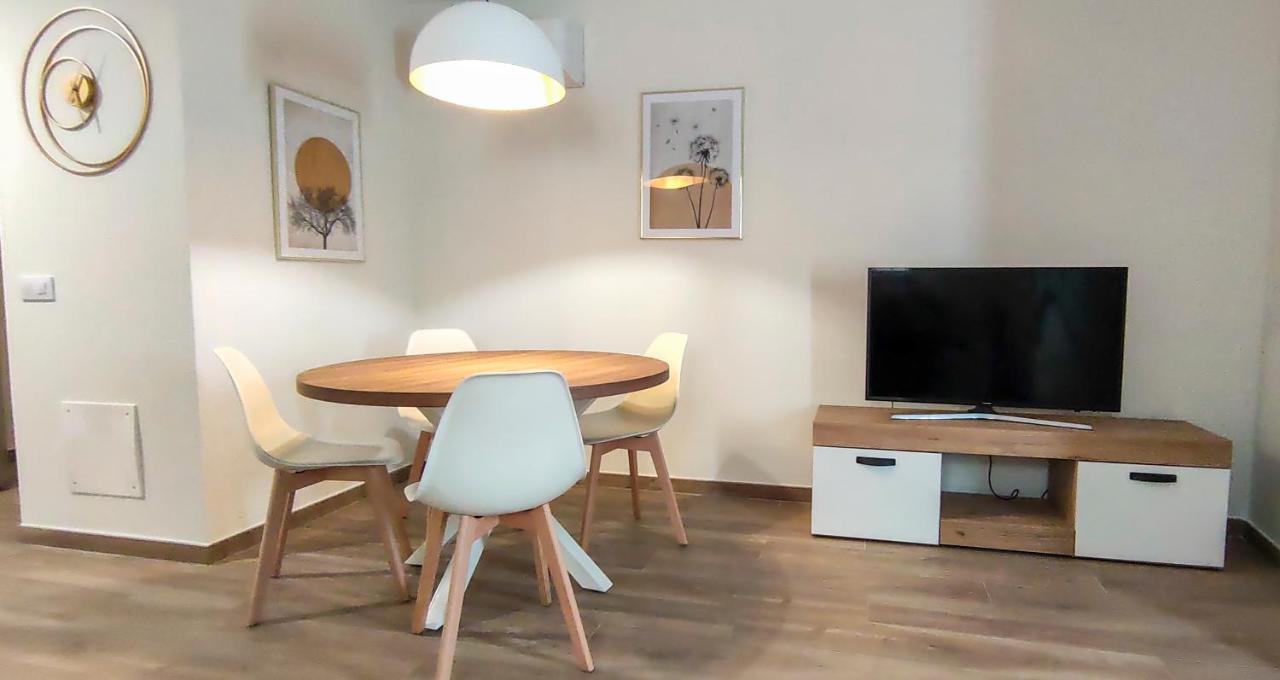 Apartamentos Turisticos Hornillo Caces 外观 照片